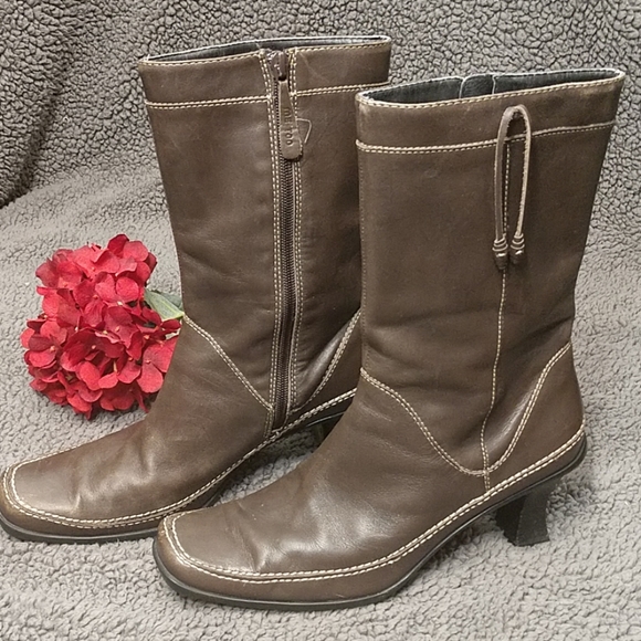 Me Too Brown Leather Mid Calf Boots. - Picture 2 of 5